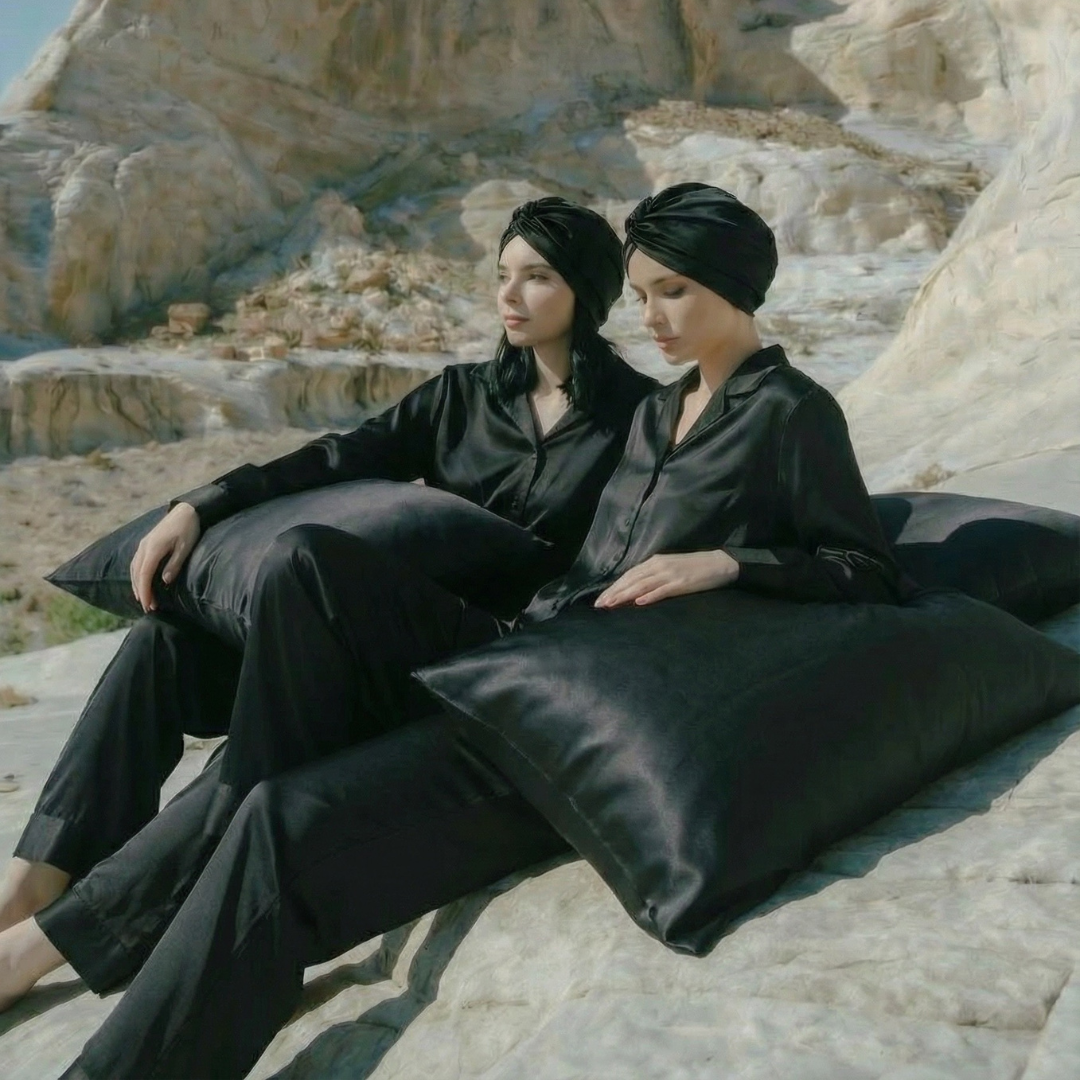 Midnight mulberry silk bonnet
